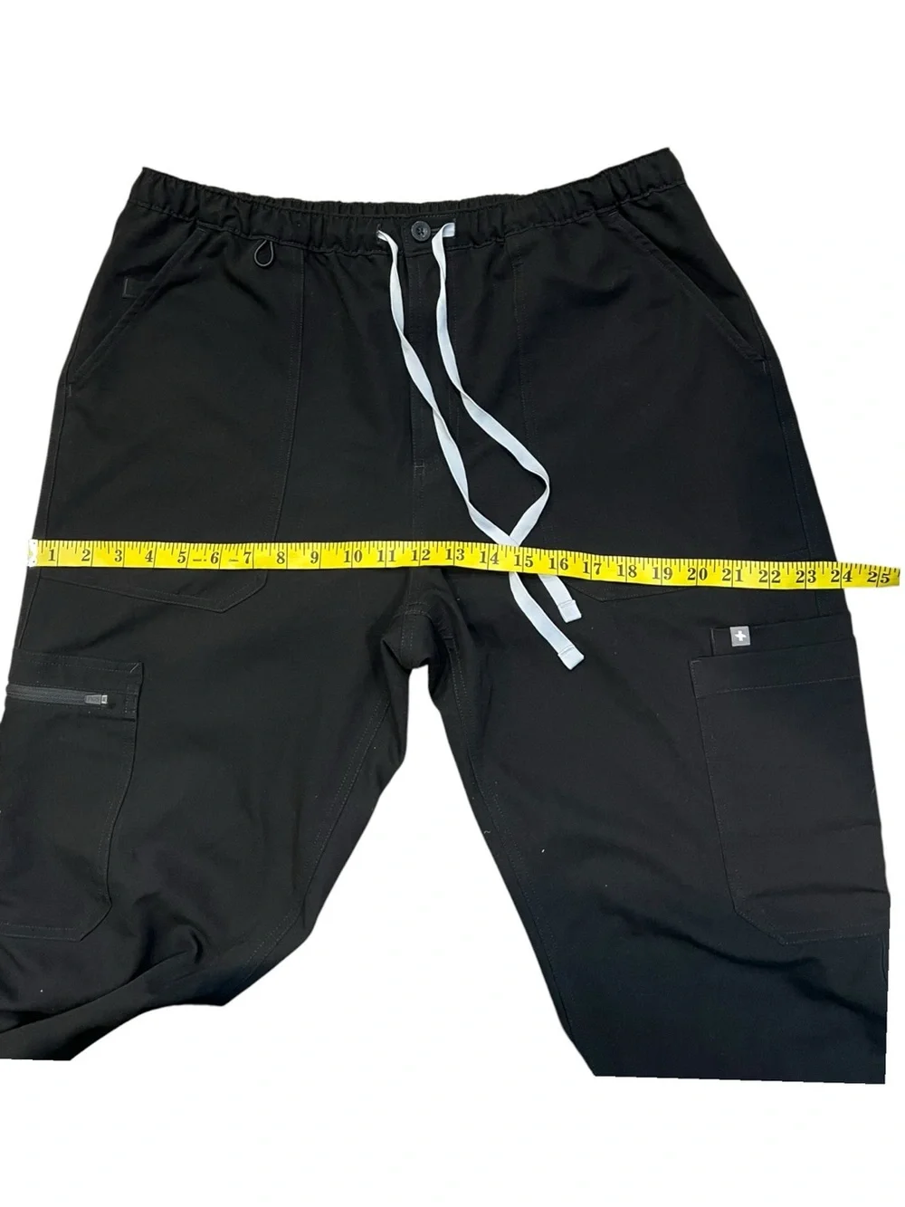 Figs Mens Cairo Cargo Scrub Pants in Black - Size Large